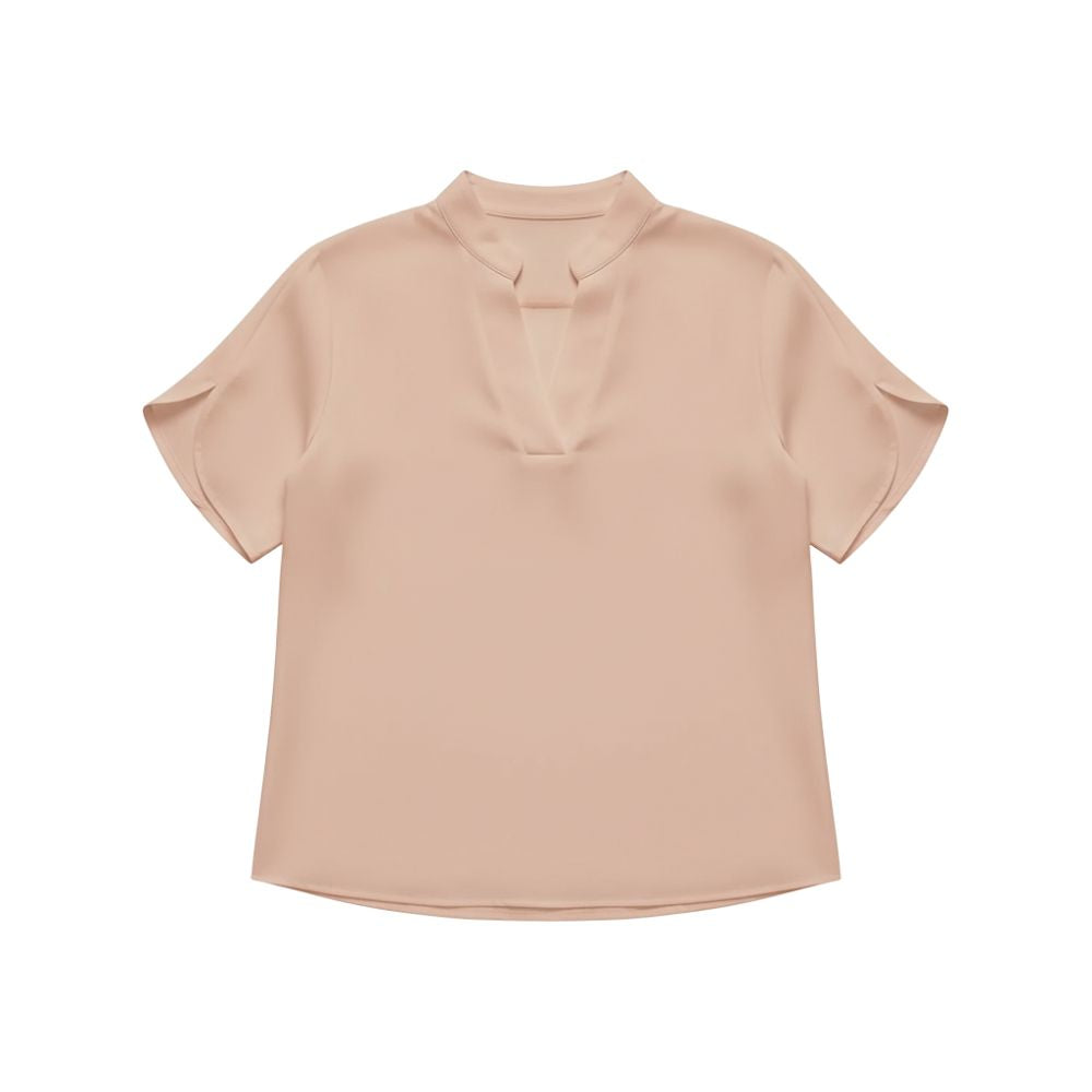Short-sleeved top with V-neck and loose cut