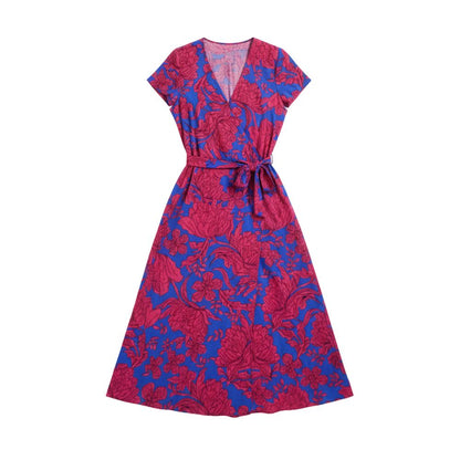 Sleeveless maxi dress with round neck and all-over pattern