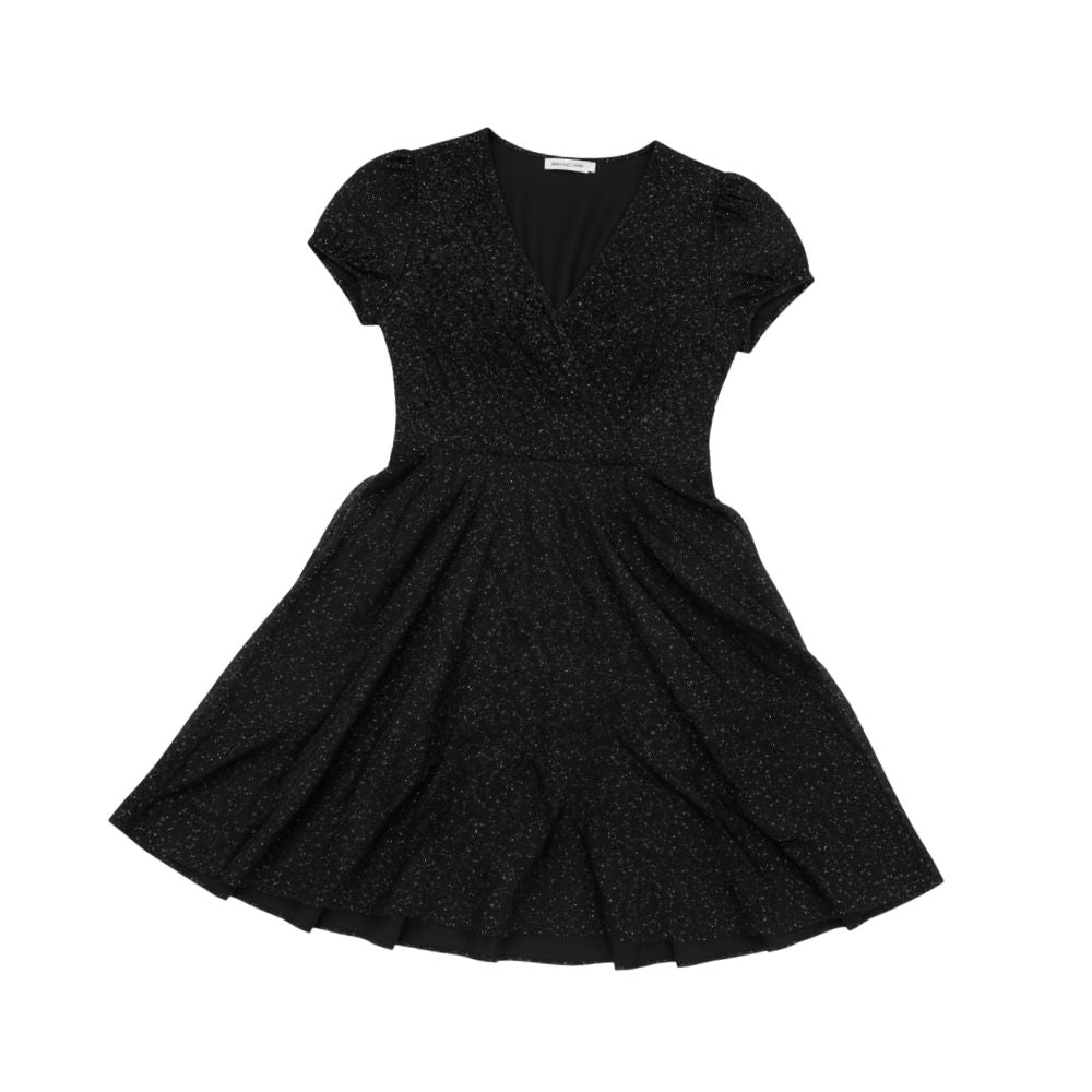 Elegant maxi dress for women with V-neck