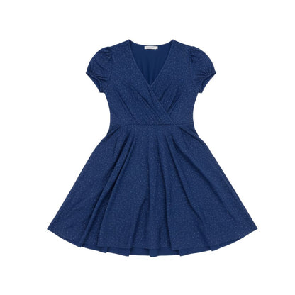 Elegant maxi dress for women with V-neck