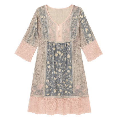 Stylish dress with lace decoration