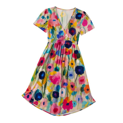 Chic midi dress with short sleeves