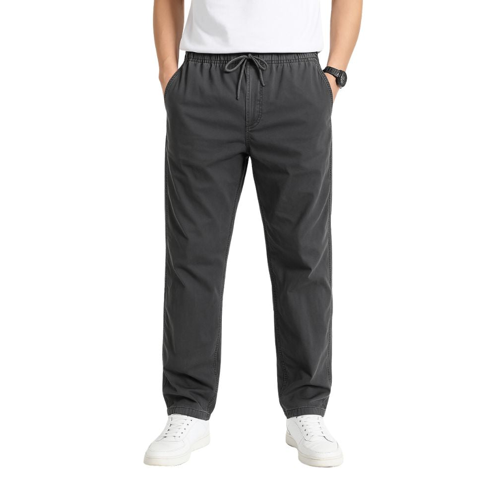 Straight-leg trousers with pockets