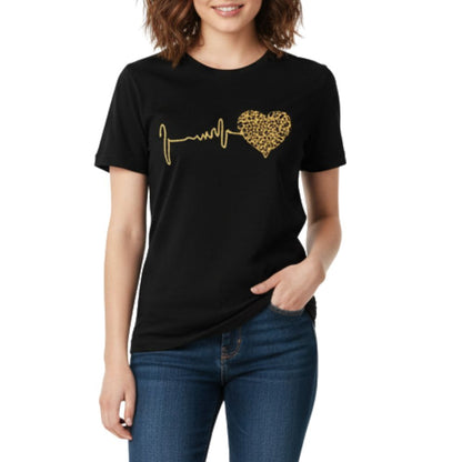 Graphic print short-sleeved T-shirt with heart design