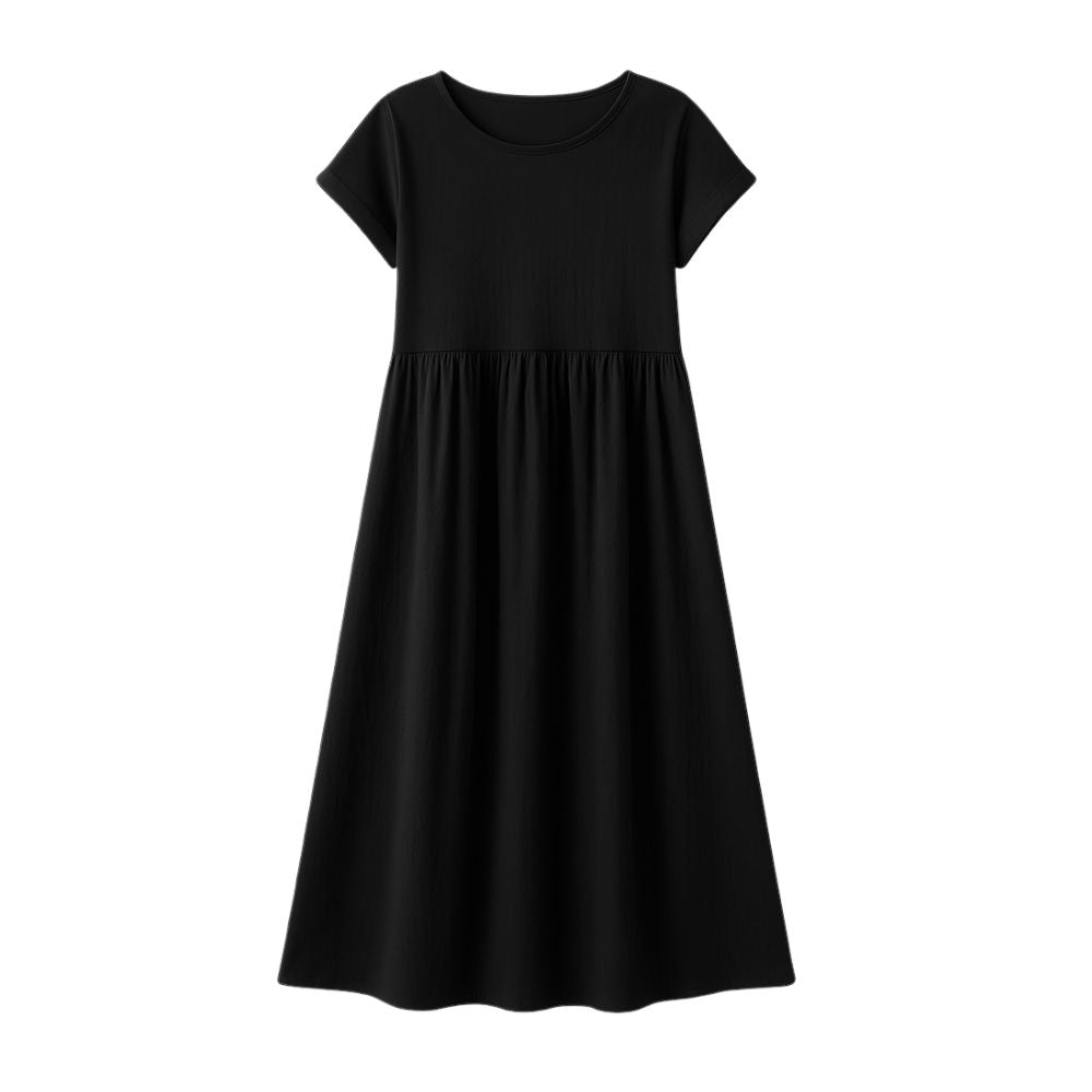 Elegant long dress with short sleeves and a loose fit