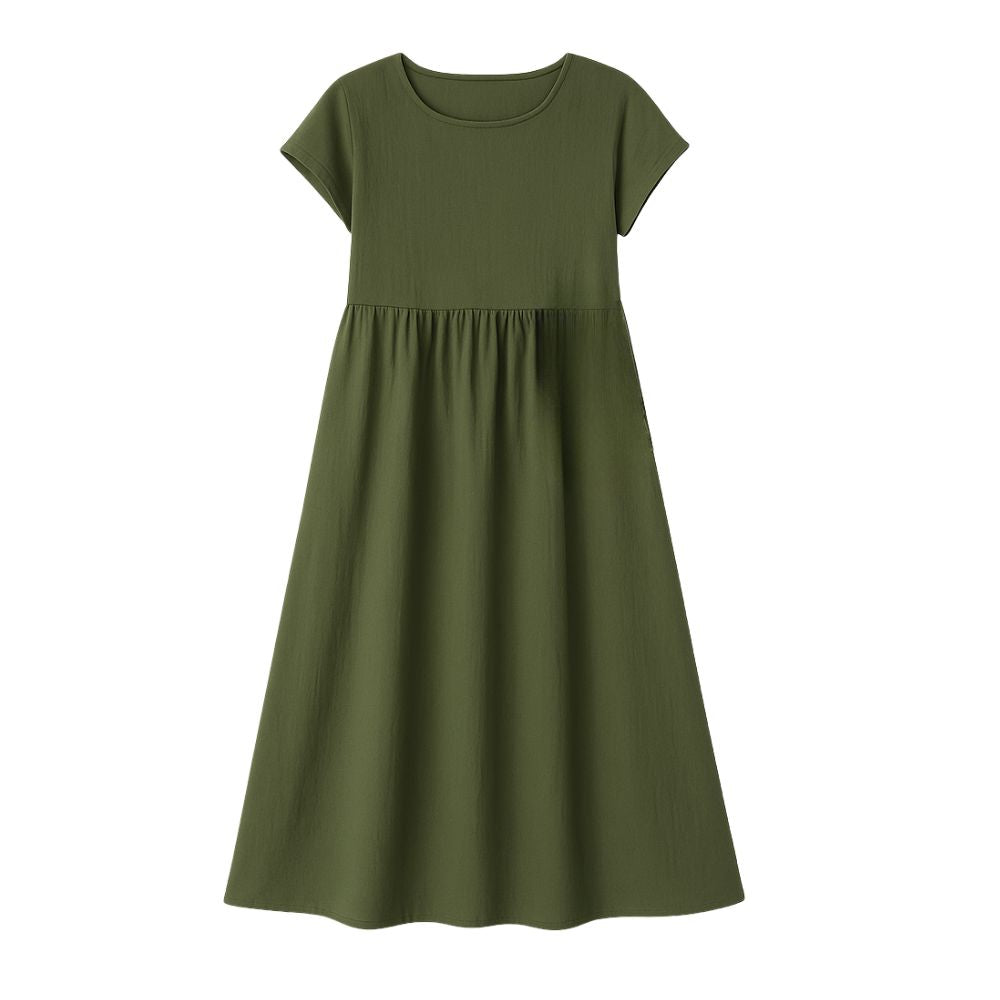 Elegant long dress with short sleeves and a loose fit