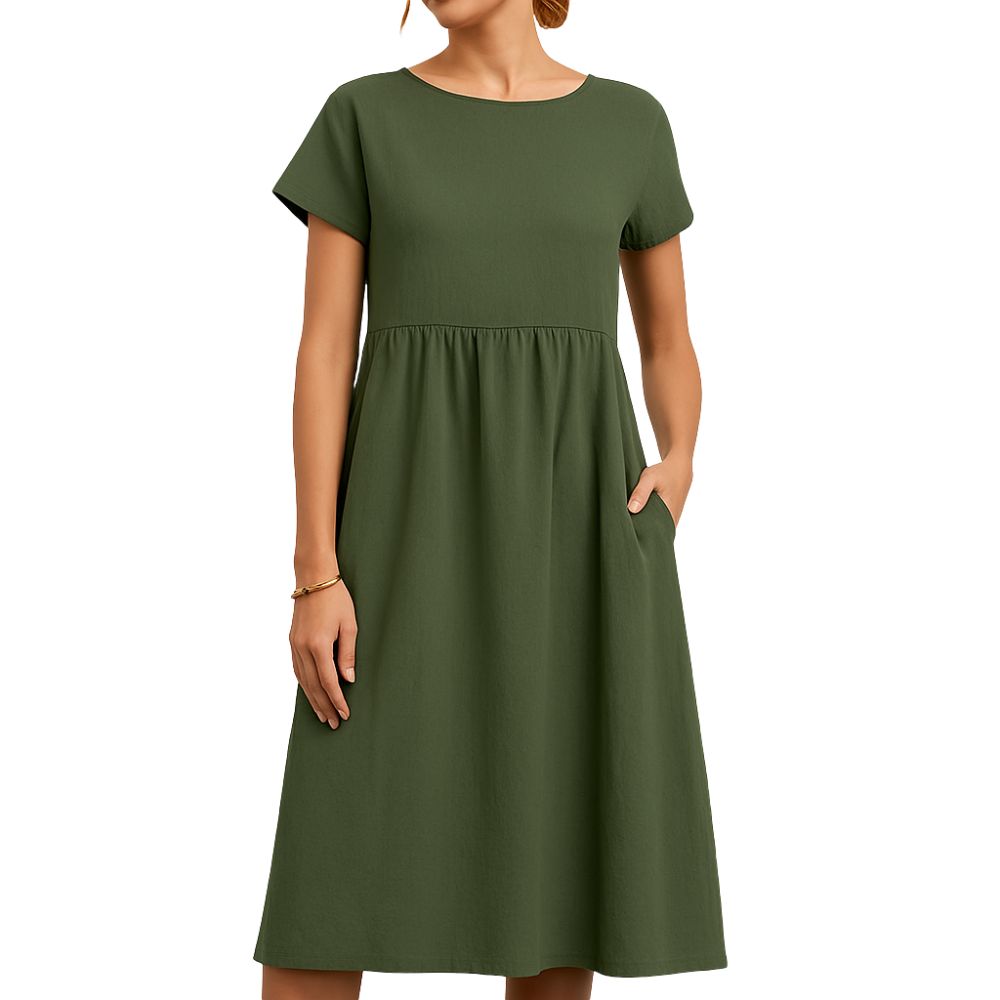 Elegant long dress with short sleeves and a loose fit